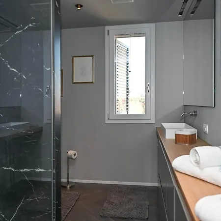 شقة Panoramic Design Penthouse W Cinema Jacuzzi مودينا