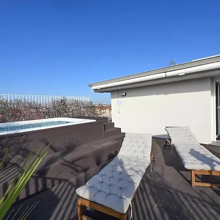 شقة Panoramic Design Penthouse W Cinema Jacuzzi مودينا