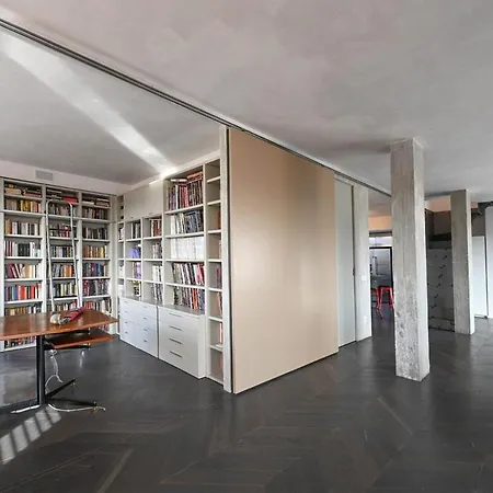 Panoramic Design Penthouse W Cinema Jacuzzi مودينا