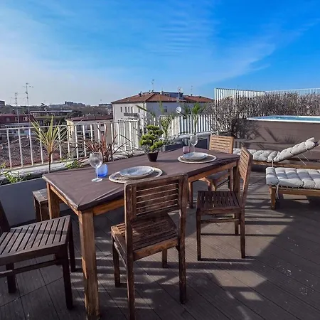 Lägenhet Panoramic Design Penthouse W Cinema Jacuzzi